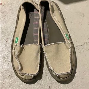 Sanuk loafers